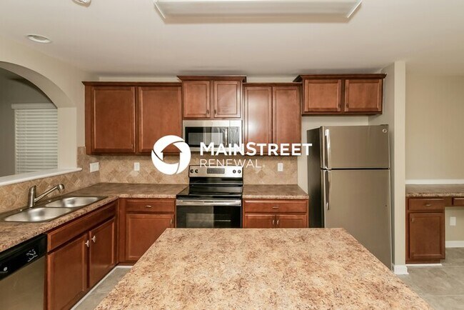 Photo - 4 Bedroom Pet-Friendly Home in Odenville, AL with Main Street Renewal