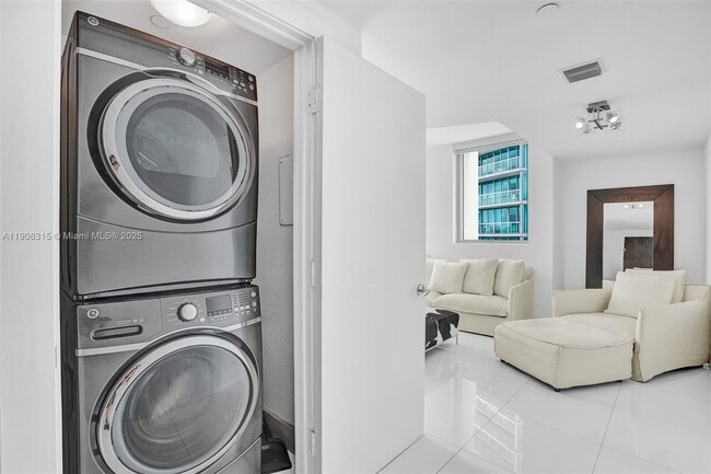 Photo - 900 Biscayne Blvd Unit 501