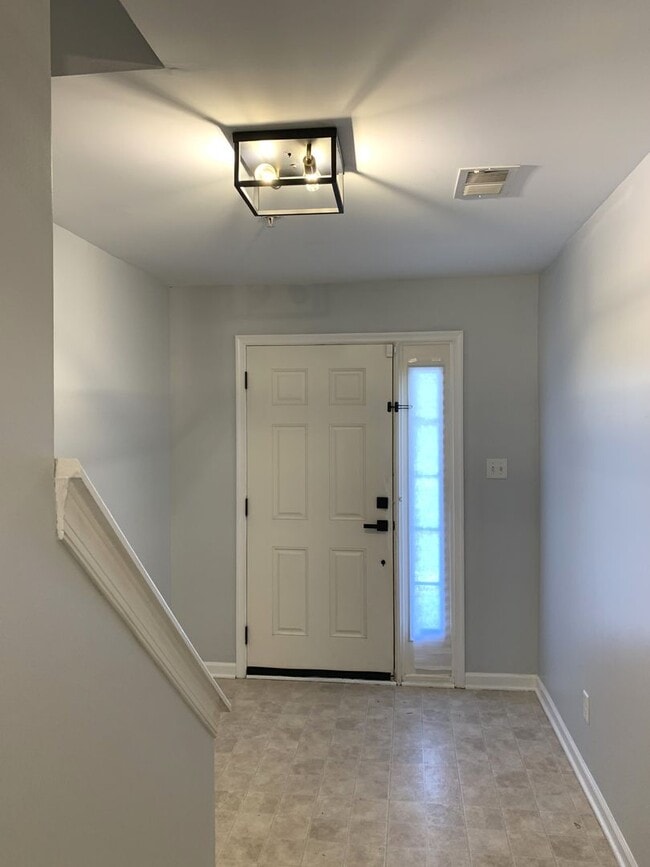 Photo - Spacious 3-Bed / 2.5-Bath Townhome – Antrim Crossing Subdivision