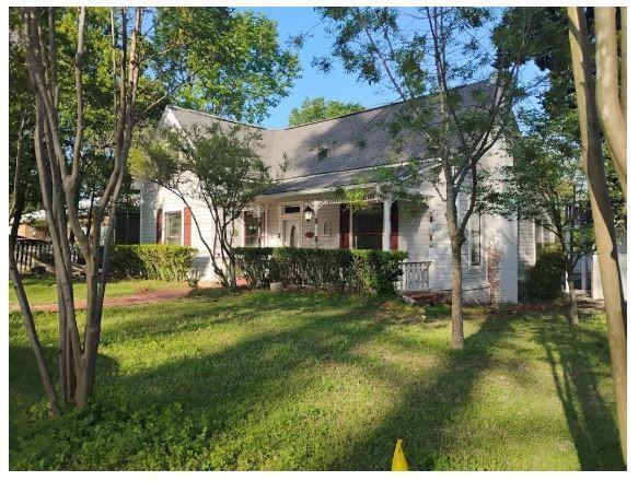 Building Photo - 504 N Newsom St