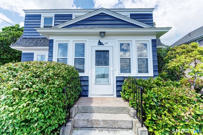 117 Pequot Ave