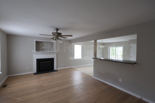 Photo - 9824 Willow Glen Ct