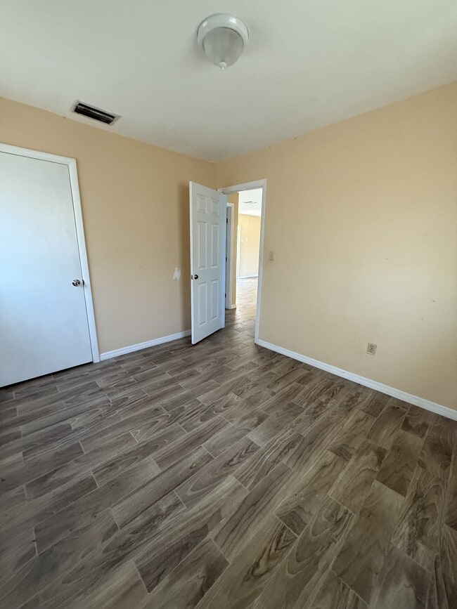 2236 Wolverton Ct