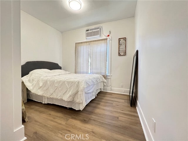 Photo - 601 W 41st St