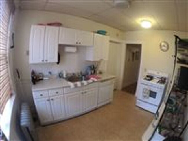 Photo - 241 Freeman St