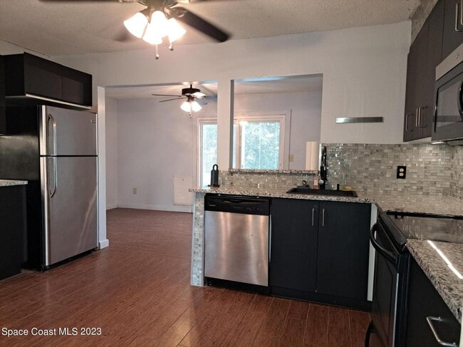 Photo - 1311 Cindy Cir NE