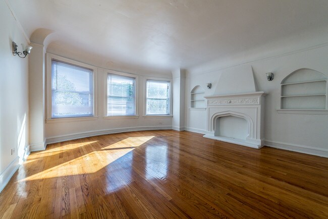 Photo - 8440-42 S Drexel Ave