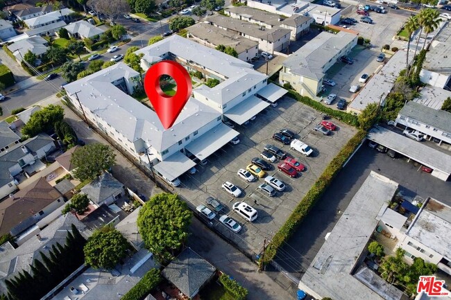 Photo - 2041 Euclid St Unit 16