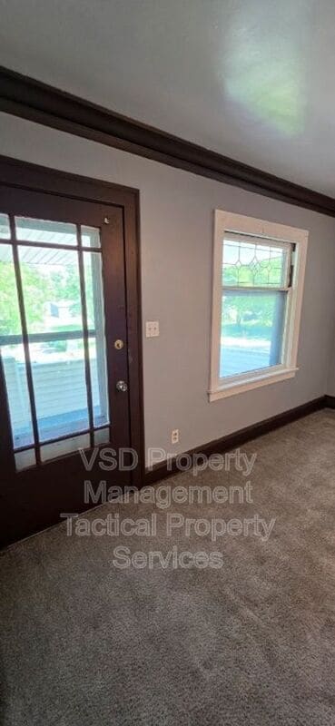 Photo - 4024 E 143rd St Unidad Up