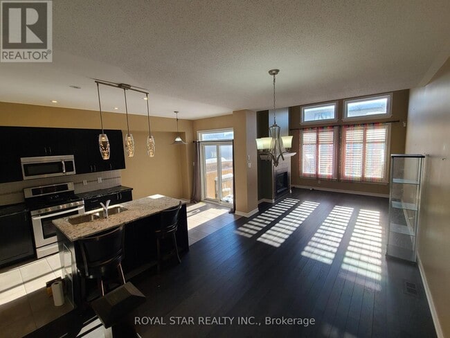 Photo - 953 Fletcher Cir