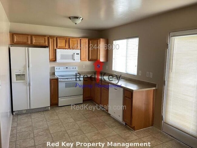 Photo - 80 E Single Family Home