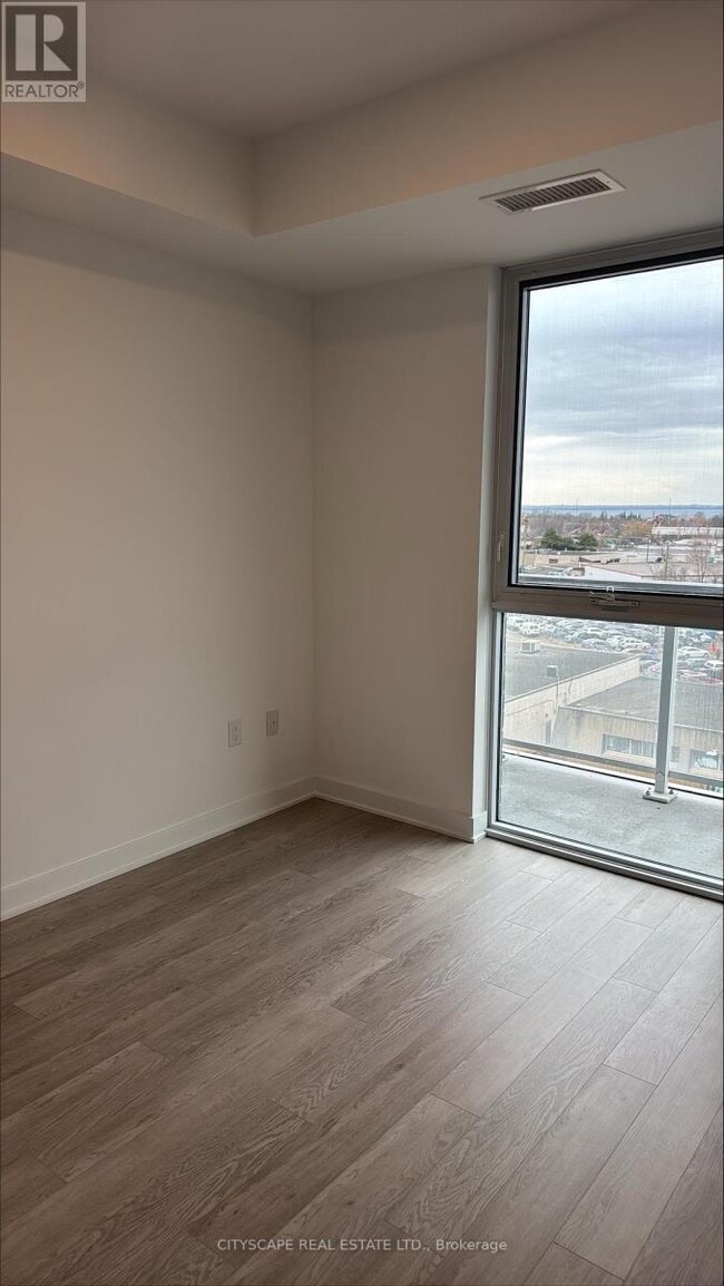 Photo - 2782 Barton St E Unit 608