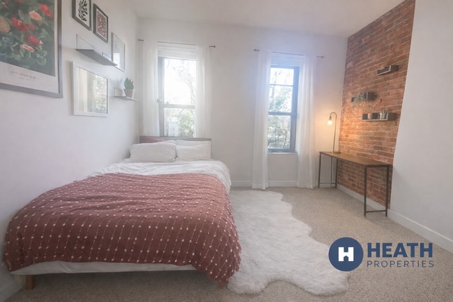 Photo - Awesome 3 bed 1.5 bath in Bay Village.....