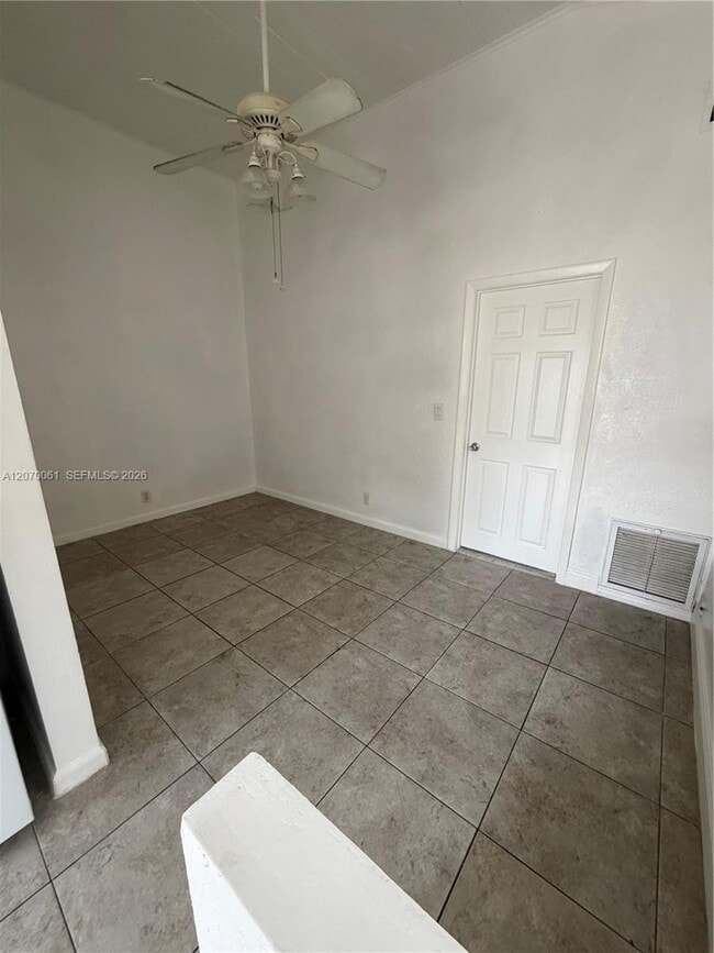 Photo - 410 N 58th Ave Unit S