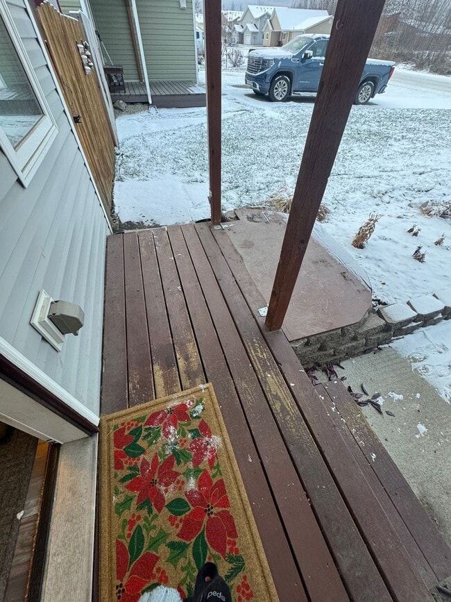 Photo - 2 story 3 bd 1.5 bath townhouse in Lavelle...