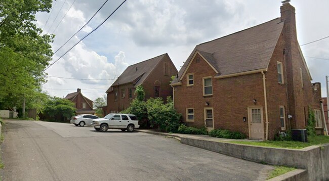 Photo - 1503 S Walnut St Unit Apartment 200