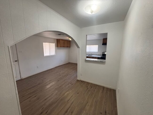 Photo - 113 Roosevelt St