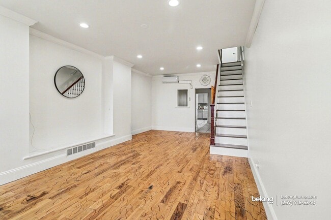 Photo - 174 E Huntingdon St