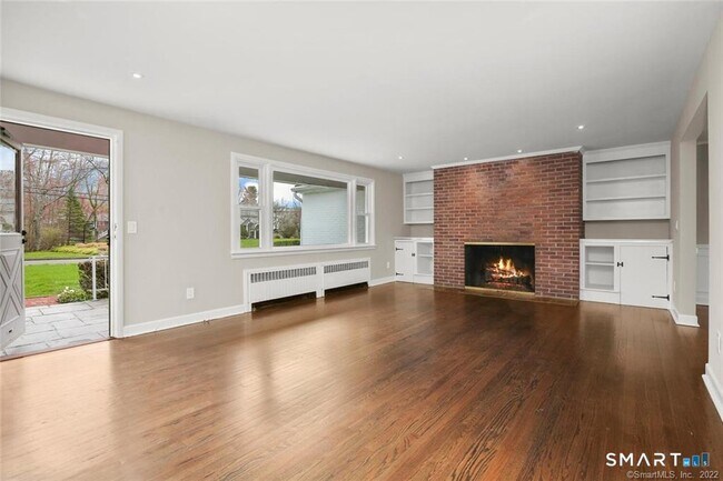 Photo - 5 Turtleback Ln