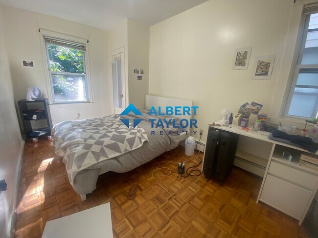 Photo - 1576 Tremont St Unit 3