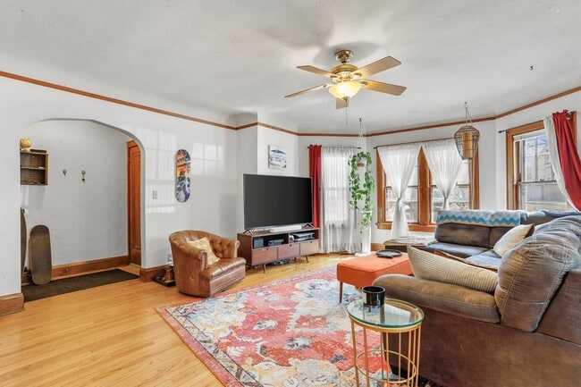 Photo - 1342 Rutledge St Unit 2