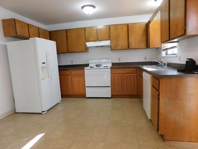 Photo - 3309 Delicious Dr Unit B