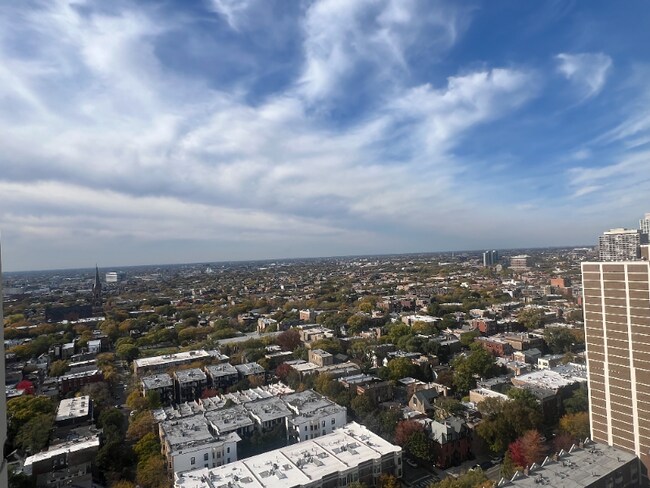 Photo - 1660 N La Salle Dr Unit 2812