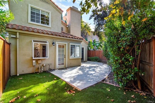 Photo - 4325 Oak Glen St