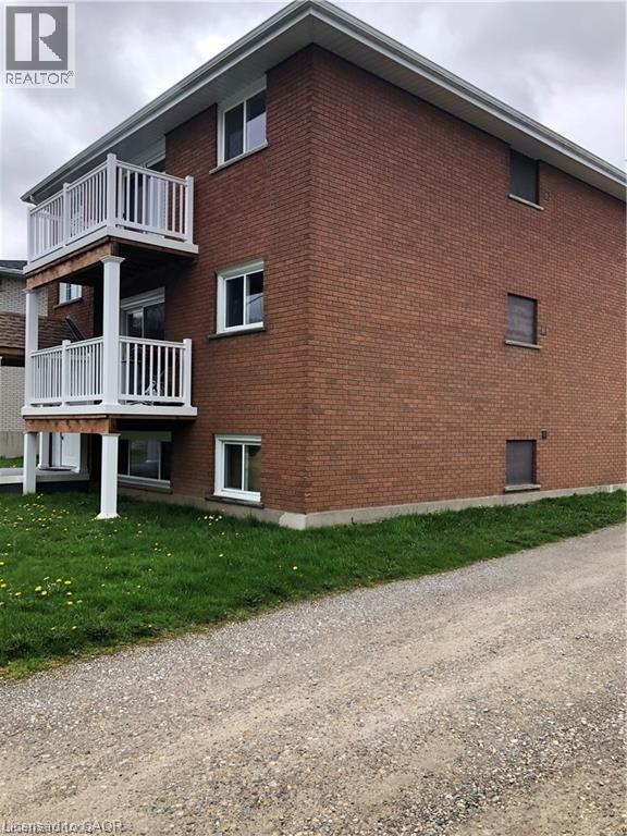 Photo - 29 Pontiac St Unité UPPER