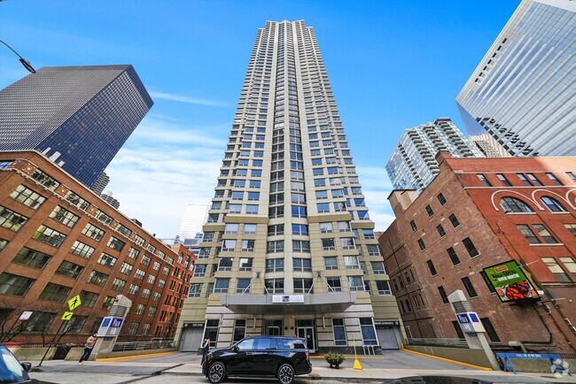Building Photo - 440 N Wabash Ave Unit 2208 Rental