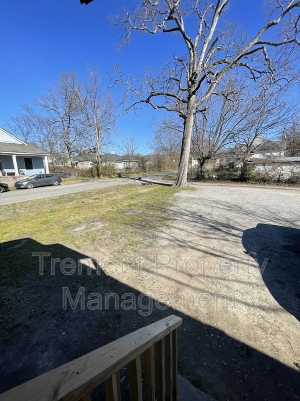 Photo - 1600 S Beech St