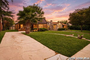 146 North Dr