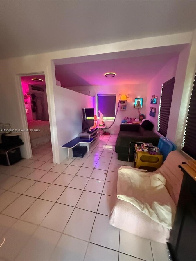 Photo - 5028 NW 3rd Ave Unit B