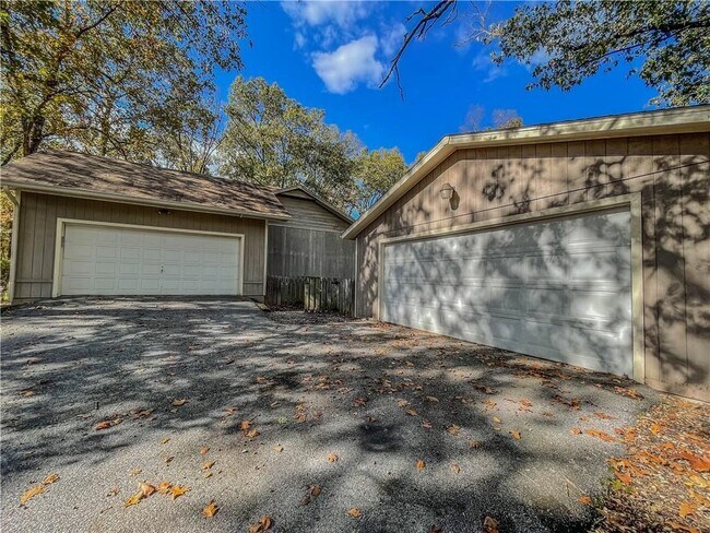 Photo - 13676 Cardinal Cir