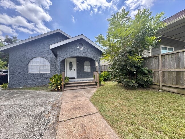 Photo - 4106 Robertson St