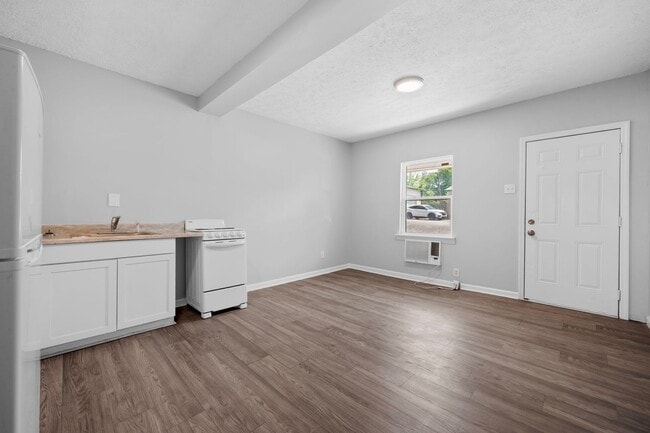 Photo - 2510 Fort Campbell Blvd Unidad 3
