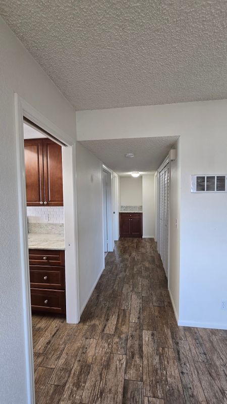 Photo - 1865 E Grand Ave Unidad C