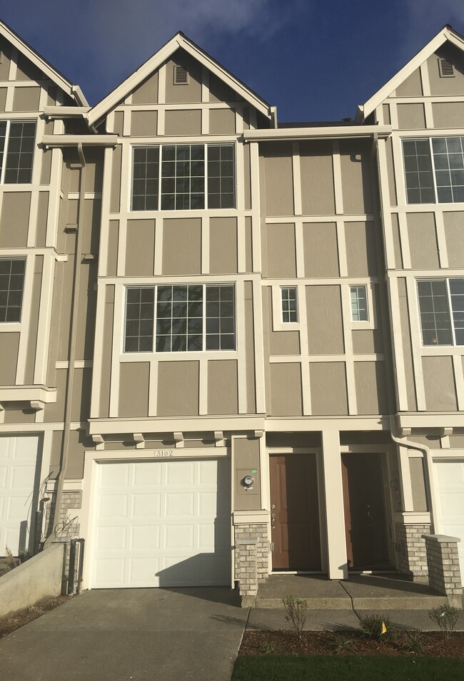 Photo - 13102 SW Aubergine Ter