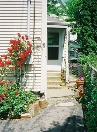 Photo - 9 Crescent Square Unit 00