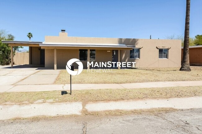 Building Photo - 4 Bedroom Pet-Friendly Home in Tucson, AZ with Main Street Renewal