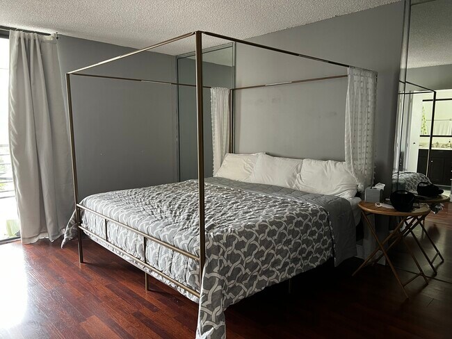 20441 NE 30th Ave Unit Aventura apt