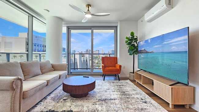 Photo - 1515 Liona St Unit 1100