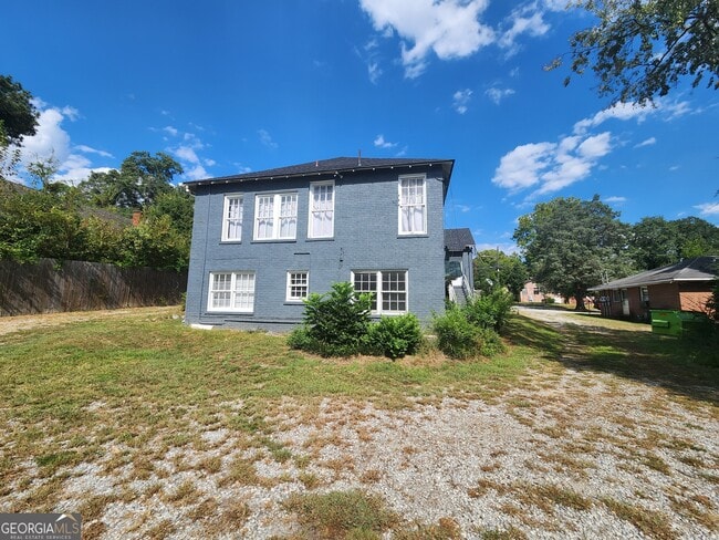 Photo - 917 Oakview Ave Unit 2