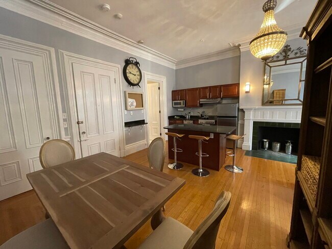 Photo - 105 Beacon St Unit 3