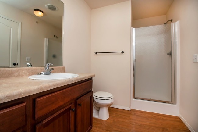 Photo - Town & Country Apartments