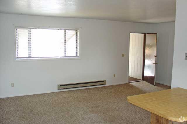 Building Photo - 2 bedroom in Billings MT 59101 Rental