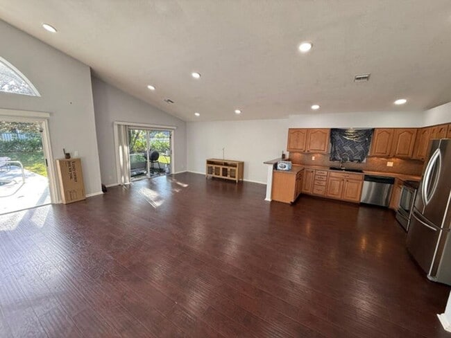 Photo - 1304 Lake Breeze Dr