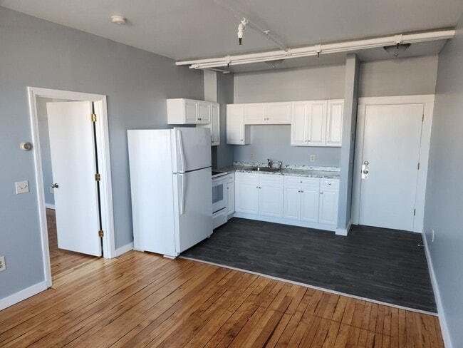 Photo - 15 N Main St Unit 20