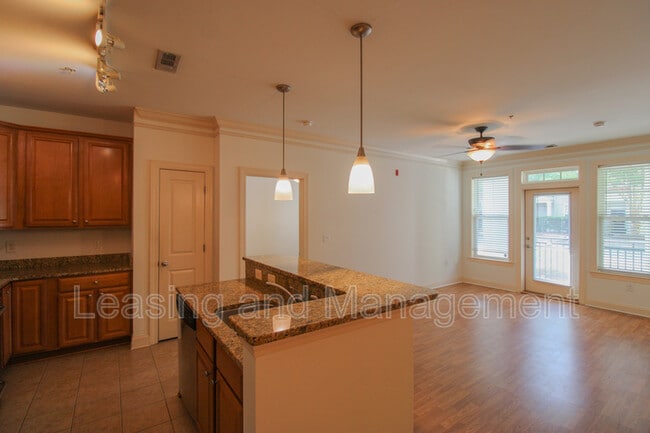 Building Photo - 1900 Belle Isle Ave Unit 102 Rental