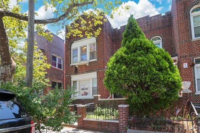 Building Photo - 78-10 32nd Ave Unit 2RR Rental